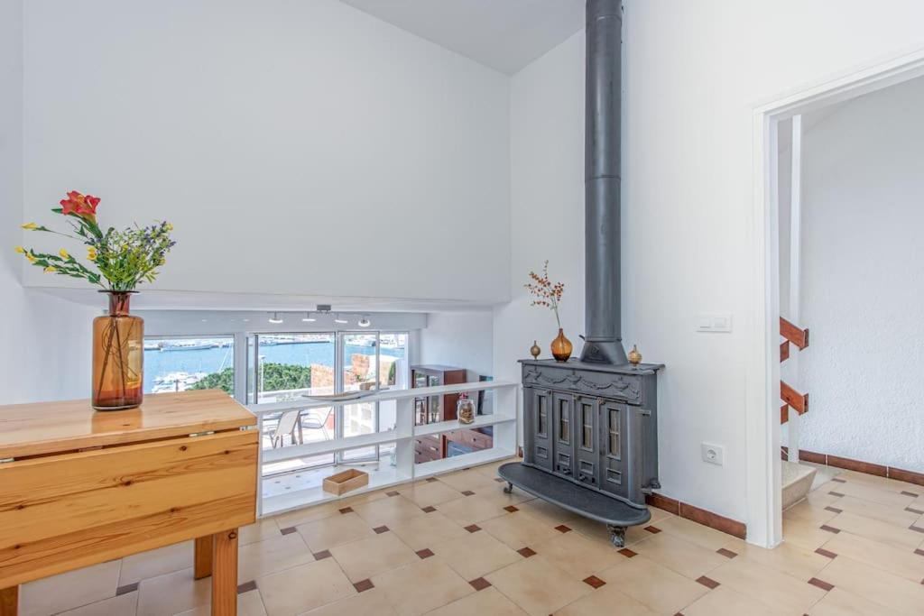 Merce 30-Amplia Casa De Vacaciones Con Vistas Al Mar Ρόζες Εξωτερικό φωτογραφία