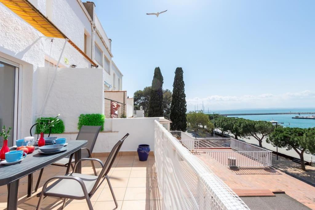 Merce 30-Amplia Casa De Vacaciones Con Vistas Al Mar Ρόζες Εξωτερικό φωτογραφία