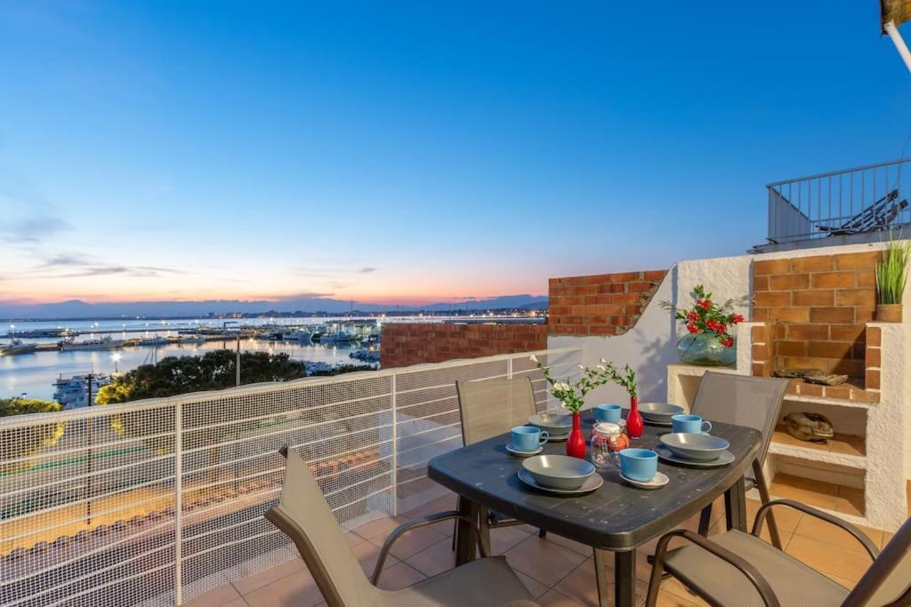 Merce 30-Amplia Casa De Vacaciones Con Vistas Al Mar Ρόζες Εξωτερικό φωτογραφία
